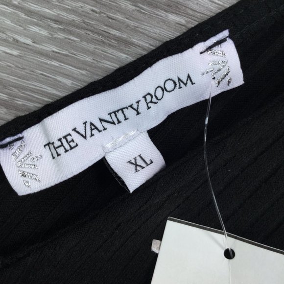 The Vanity Room Romper w/ Belt - Picture 3 of 5